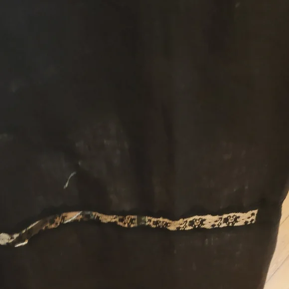 Elegant Black Women's Dress - Picture 6 of 6